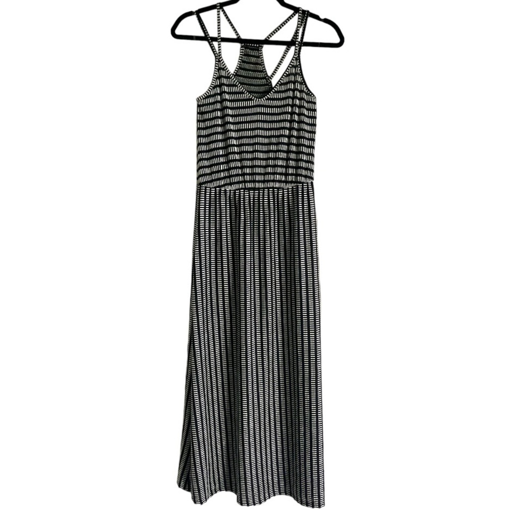 Black and white midi dress. Caution to the Wind, size medium